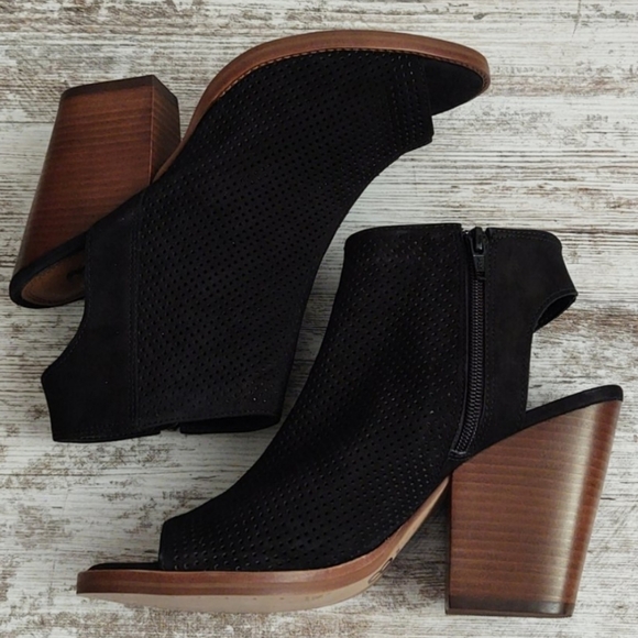 🟨NWT Gianni Bini Leather Open Toe Booties - Picture 6 of 8